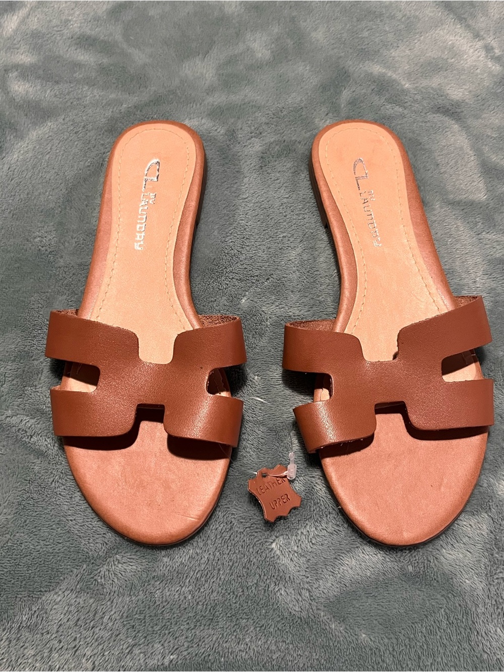 Laundry By Shelli Segal Tan Leather Slide Sandals - Picture 6 of 6